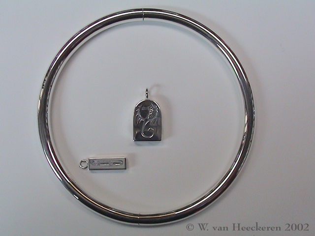 Turian slave collar crafted for Master Peter Bolton and slave Rose Payton by Sir Walraven van Heeckeren in 2002.